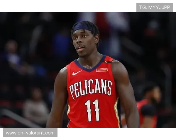 那不勒斯左后卫奥利韦拉脚踝扭伤，赛前评估出战可能性